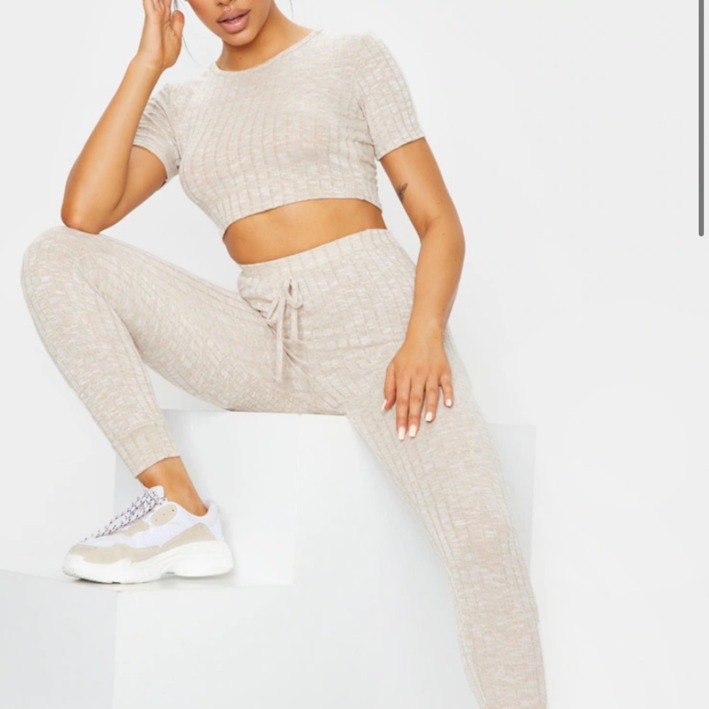 PrettyLittleThing Oatmeal Knitted Tee & Jogger Set